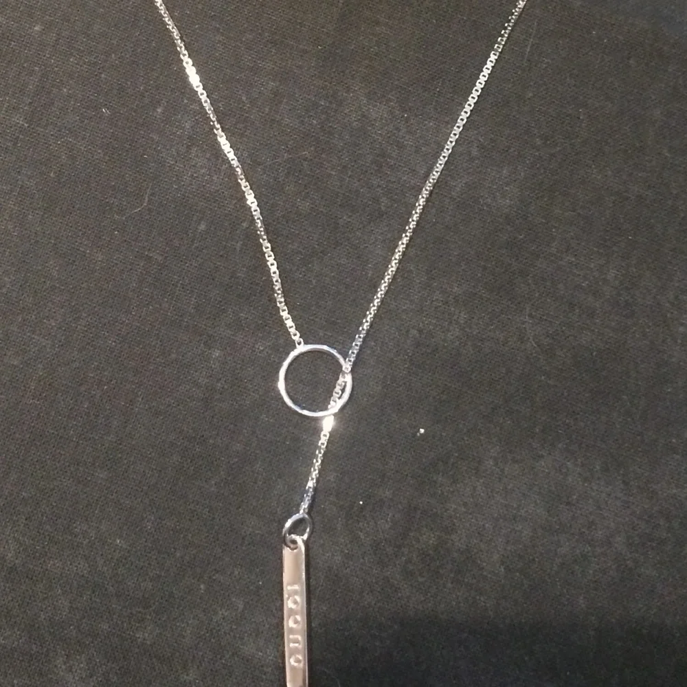 GUCCI Lariat 18k White Gold 20mm Lariat Necklace - Picture 5 of 8